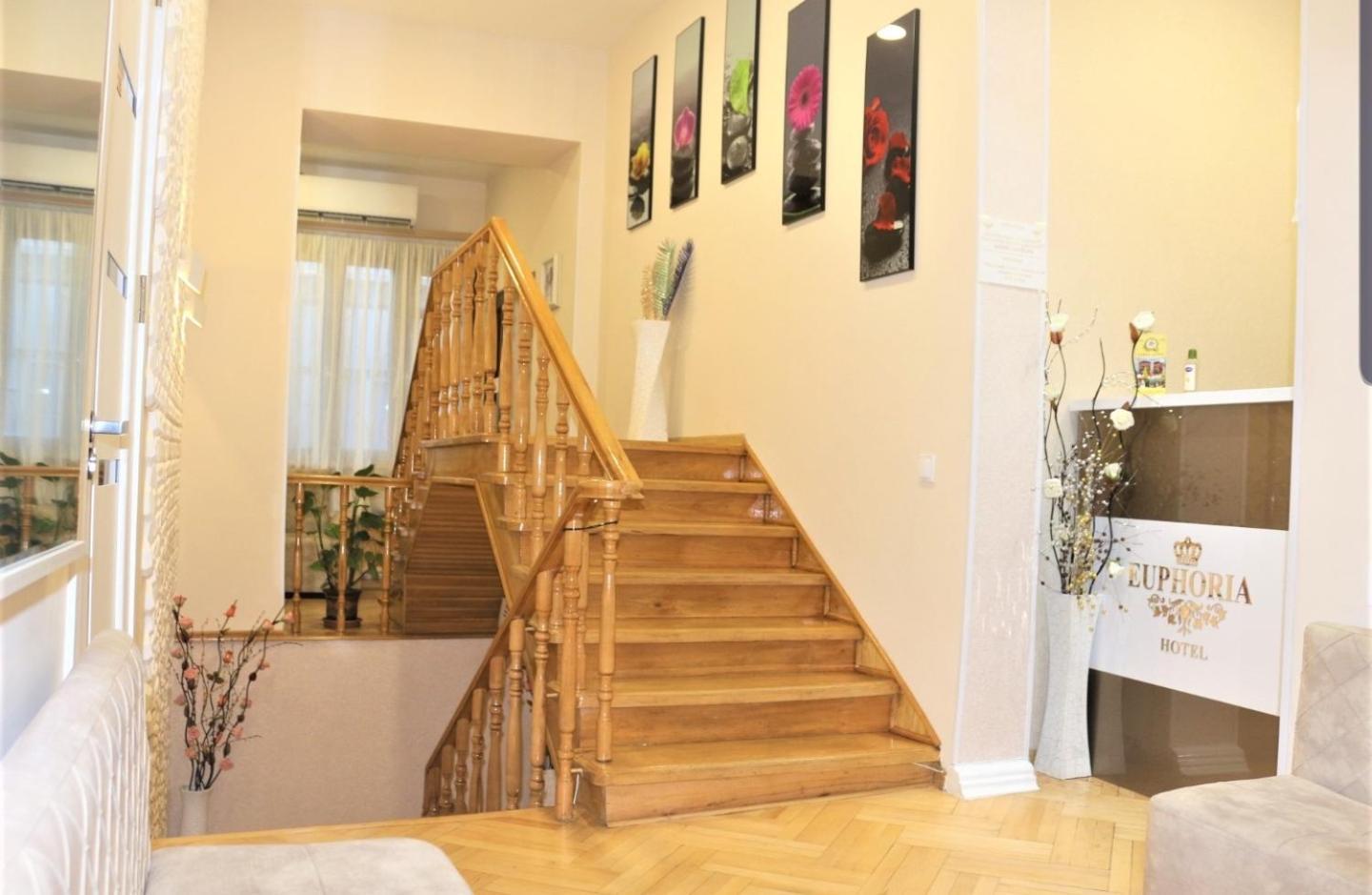 Euphoria Mariam Hostel Tbilisi Bagian luar foto