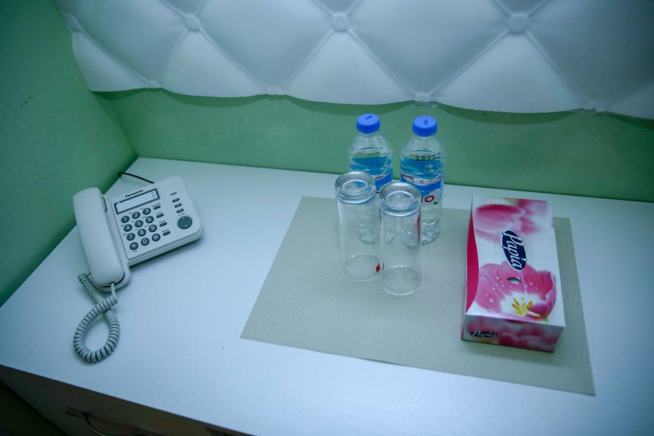 Euphoria Mariam Hostel Tbilisi Bagian luar foto