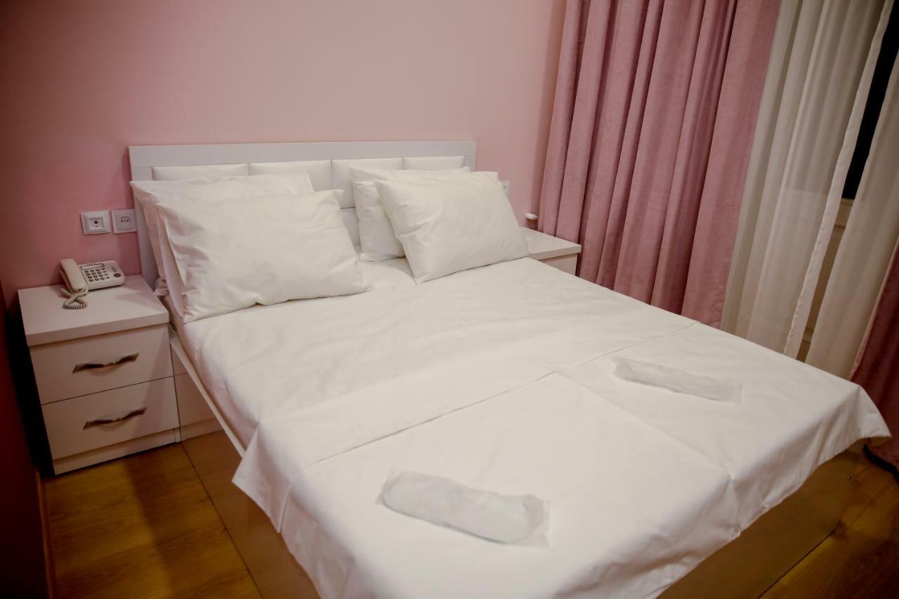 Euphoria Mariam Hostel Tbilisi Bagian luar foto