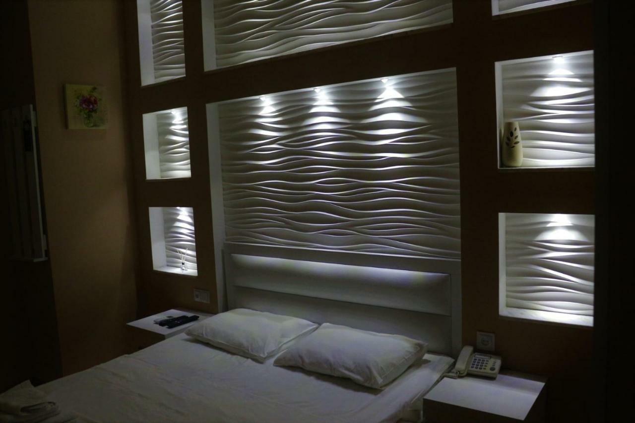 Euphoria Mariam Hostel Tbilisi Bagian luar foto